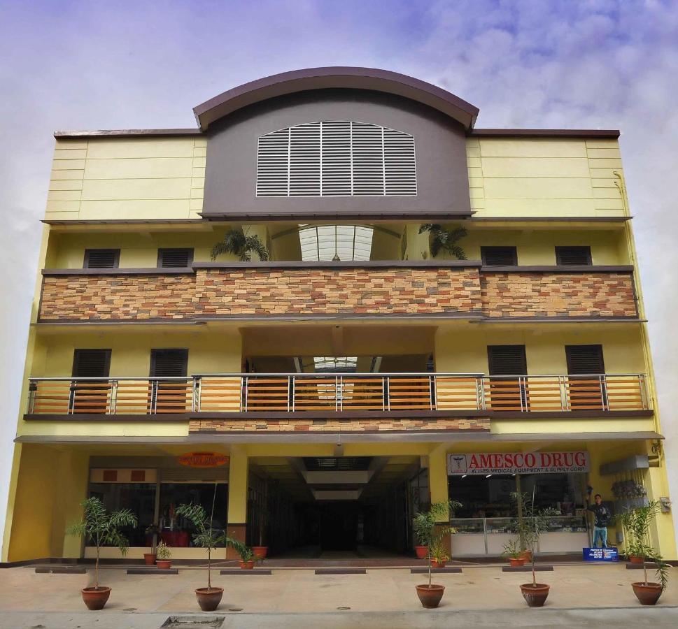 Palm Residence Davao Экстерьер фото