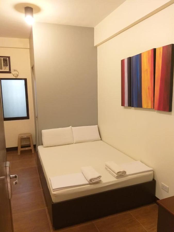 Palm Residence Davao Экстерьер фото